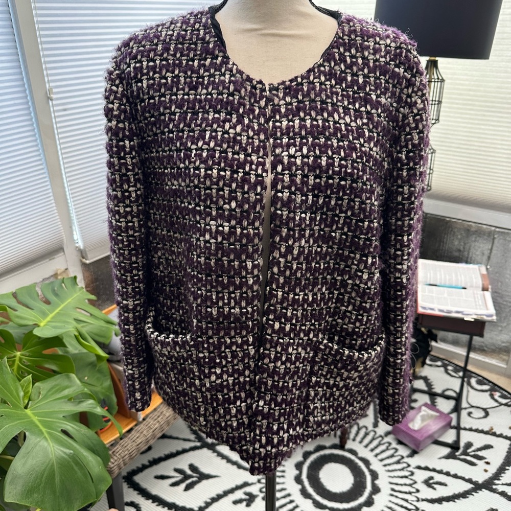 Beautiful jacket - Picture 5 of 5
